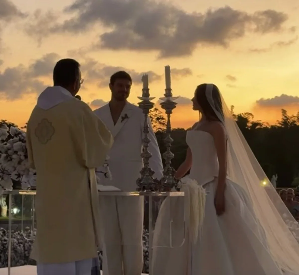 Juliette e Kaique Cerveny realizam segunda cerimônia de casamento no Recife