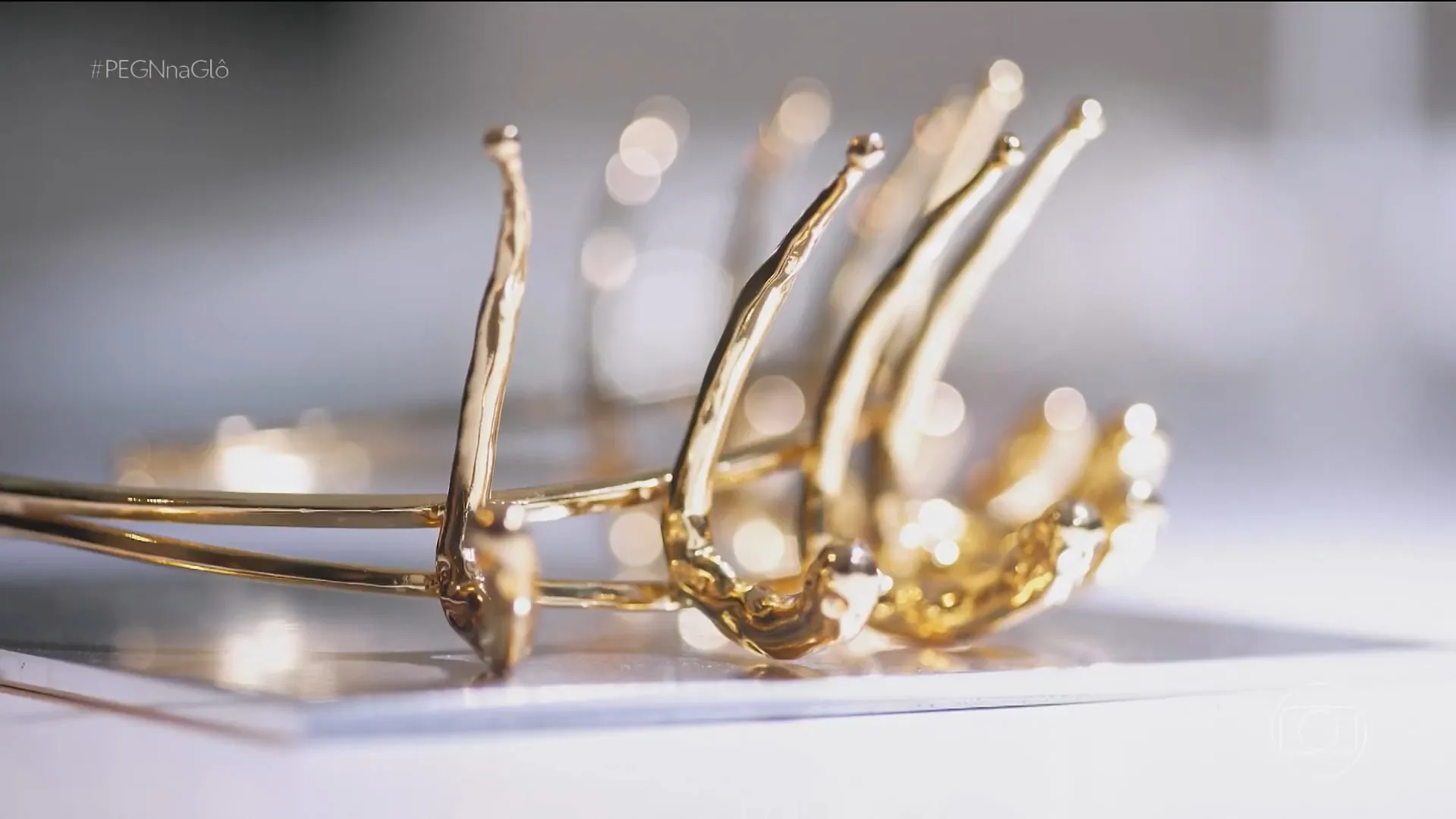 Joia brasileira chega ao Oscar: quem é a empreendedora que criou peça usada por Alice Carvalho