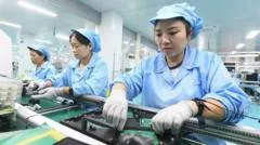 Economia chinesa acelera com exportações de IA