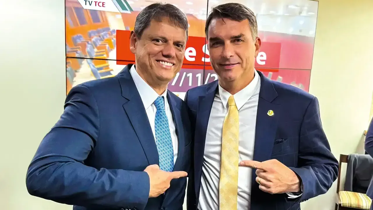 Tarcísio de Freitas reconhece vitória de Lula e destaca responsabilidade