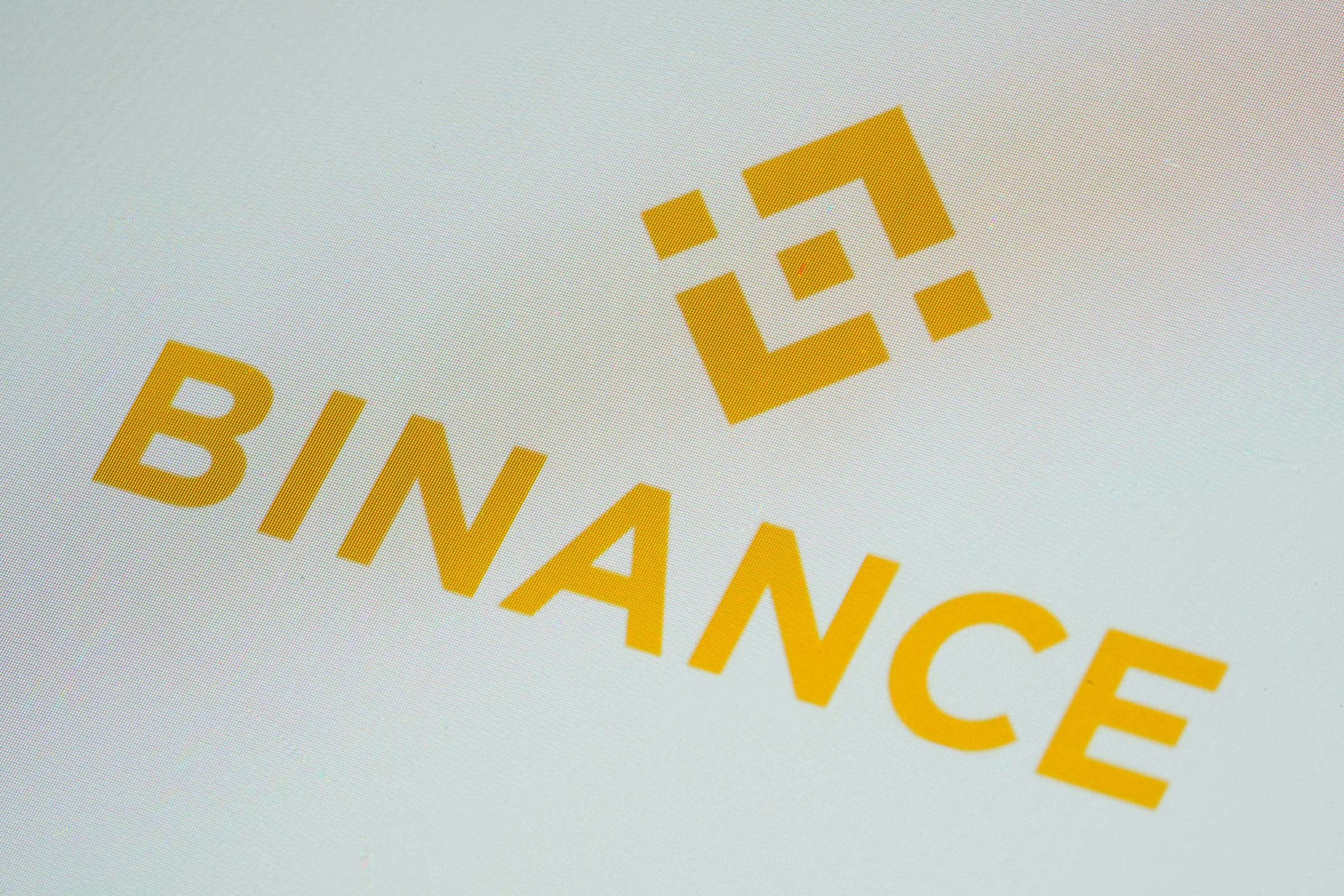 Binance sofre ataque cibernético e perde US$ 6,3 bilhões