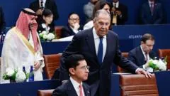 G20 'family photo' cancelled due to Russian minister’s presence