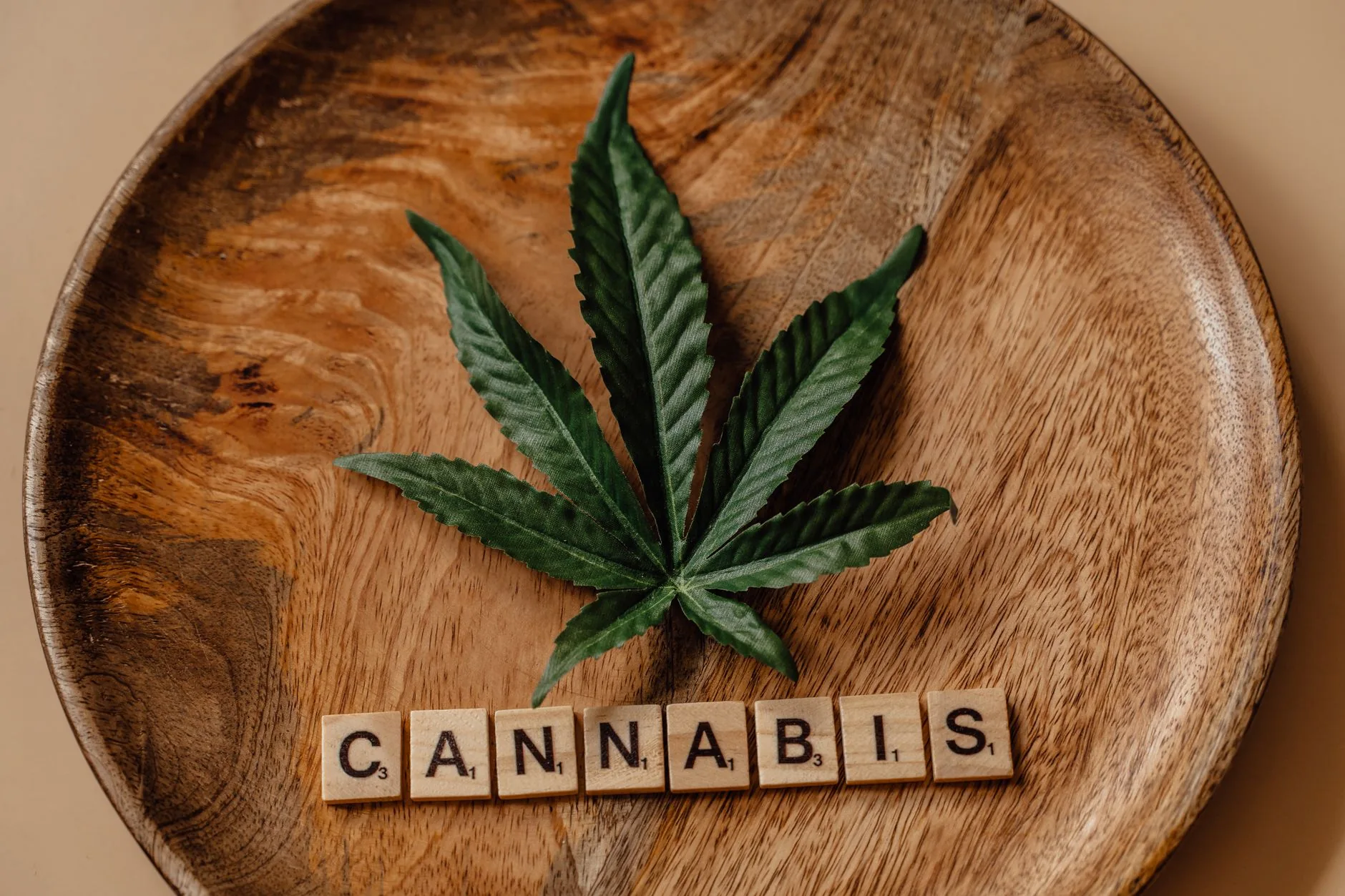 Alemanha reavalia acesso à cannabis medicinal após lei de 2017