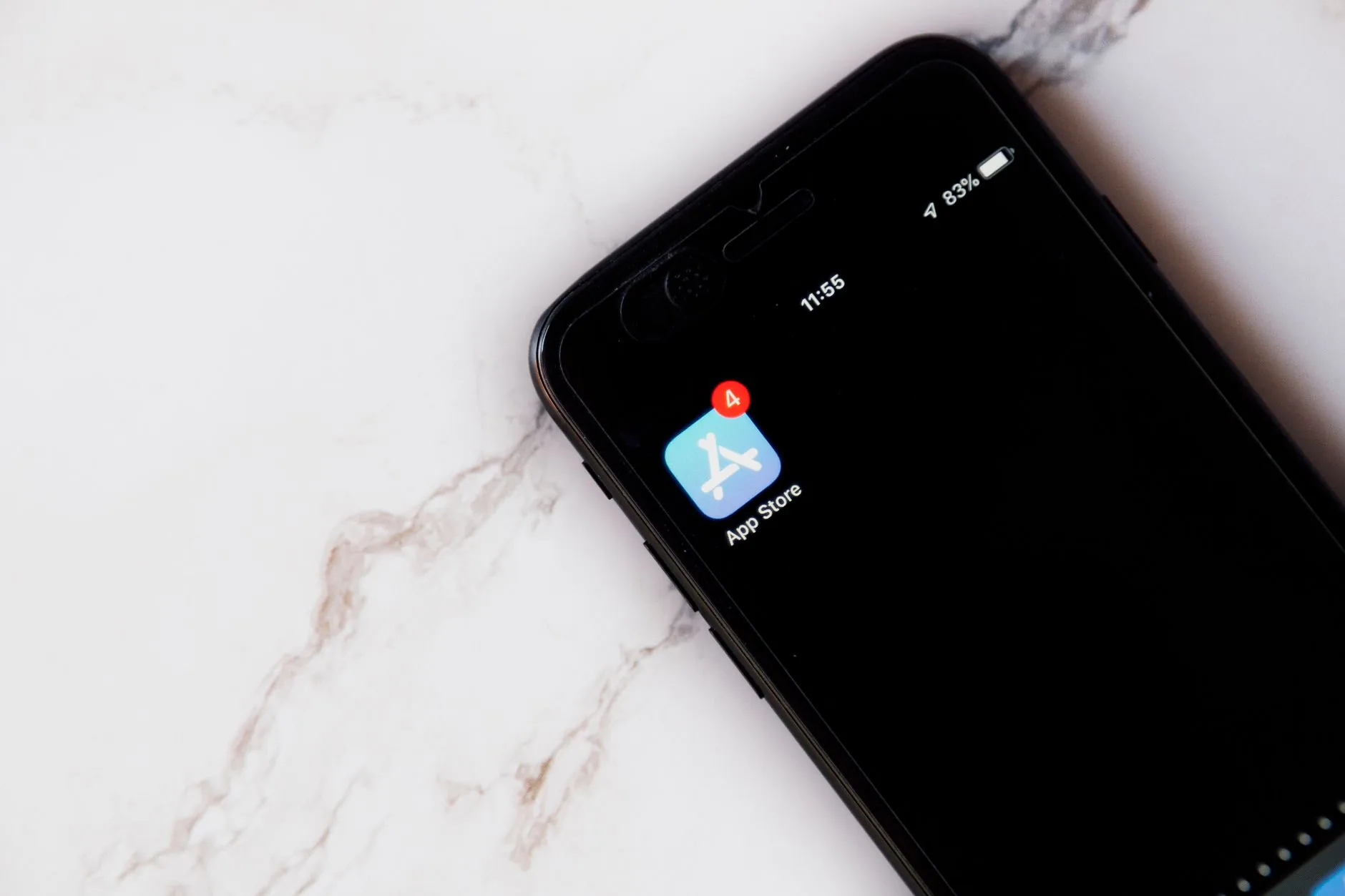 Bitchat desaparece das lojas de apps indianas após ordem governamental