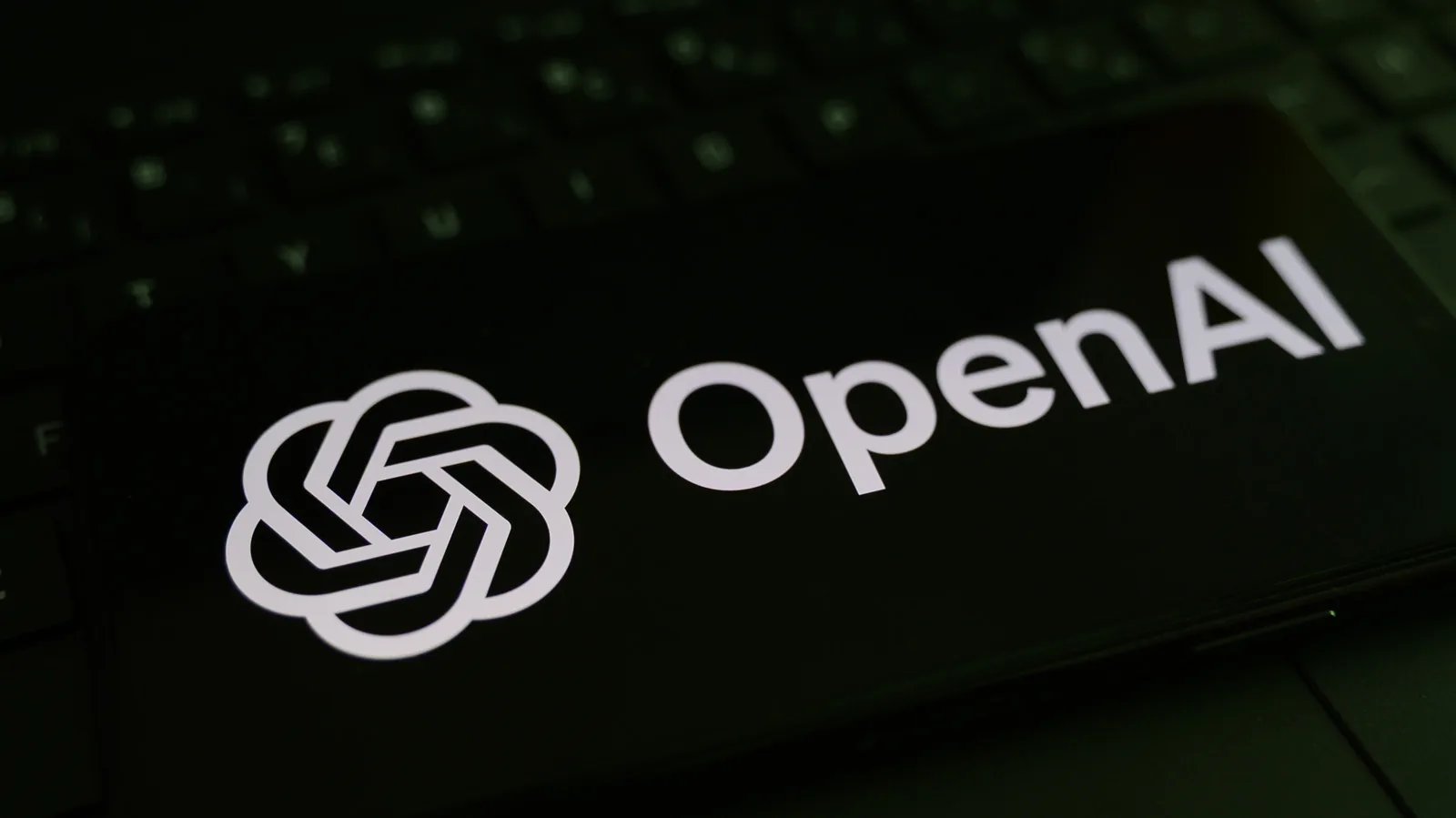OpenAI implementa acesso restrito à internet em treinamento de modelos avançados