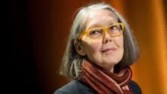 Canadense Anne Carson ganha Prêmio Nobel de Literatura