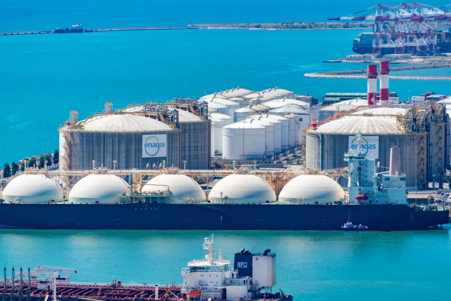 Japão deve superar China como maior importador de gás liquefeito no ano