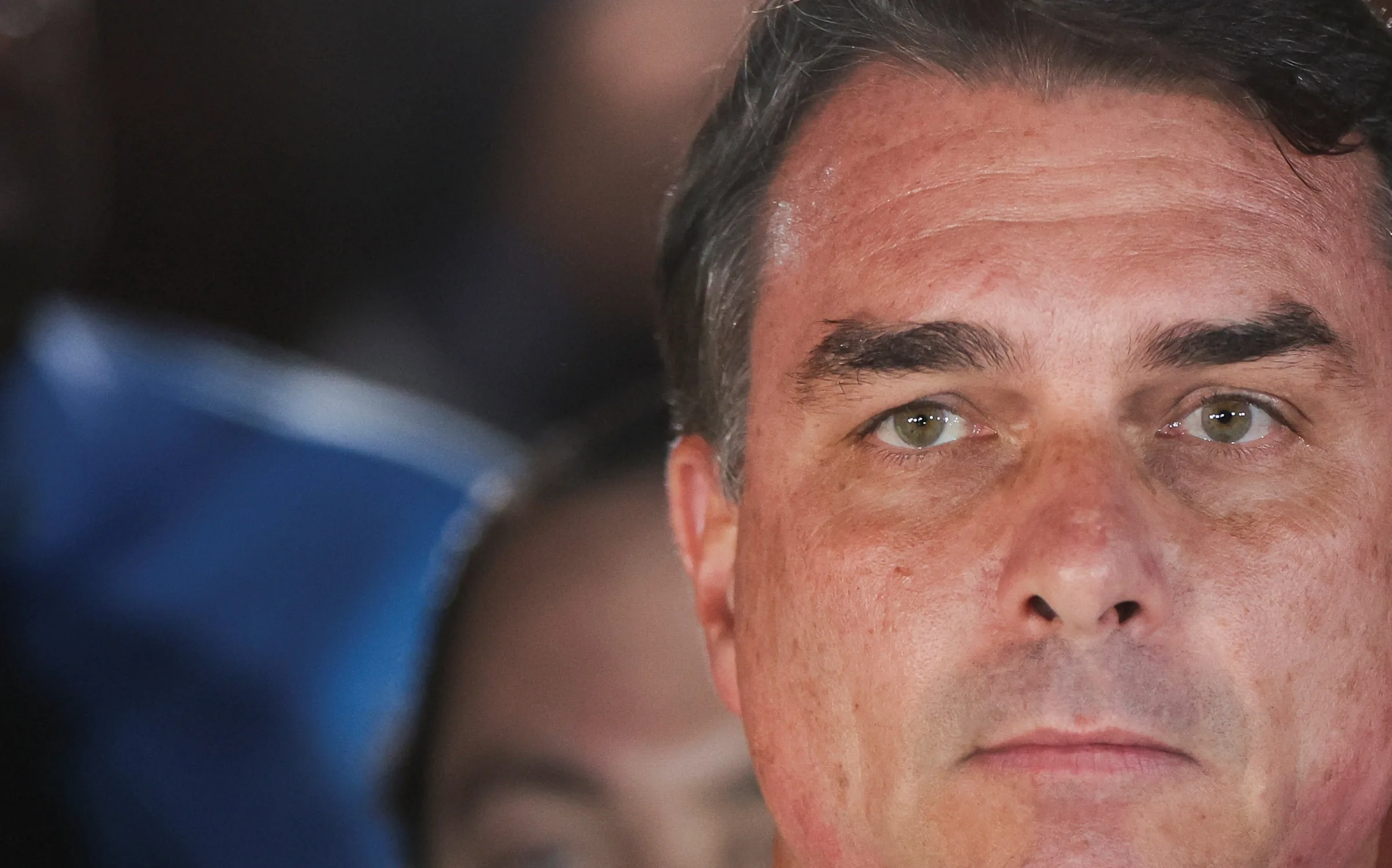 Flávio Bolsonaro viaja para os EUA, segundo fontes