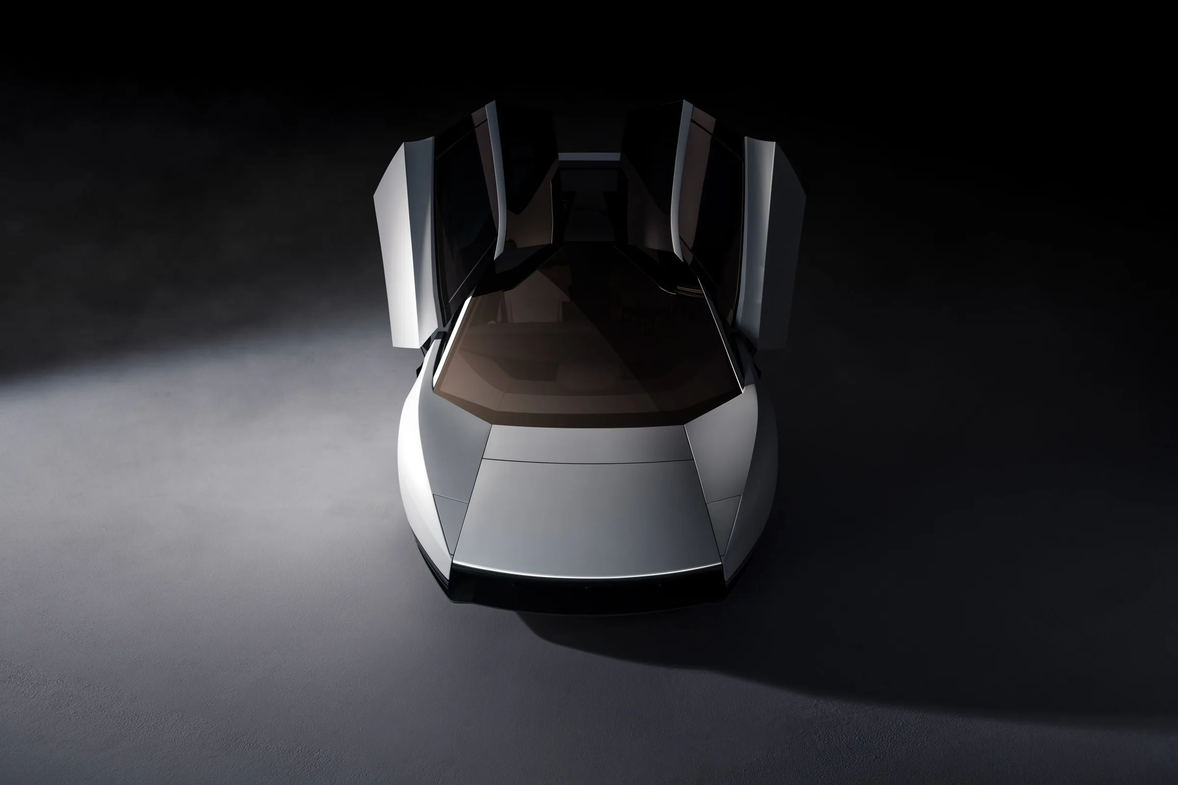Compradores apostam alto em reservas de Tesla Roadster