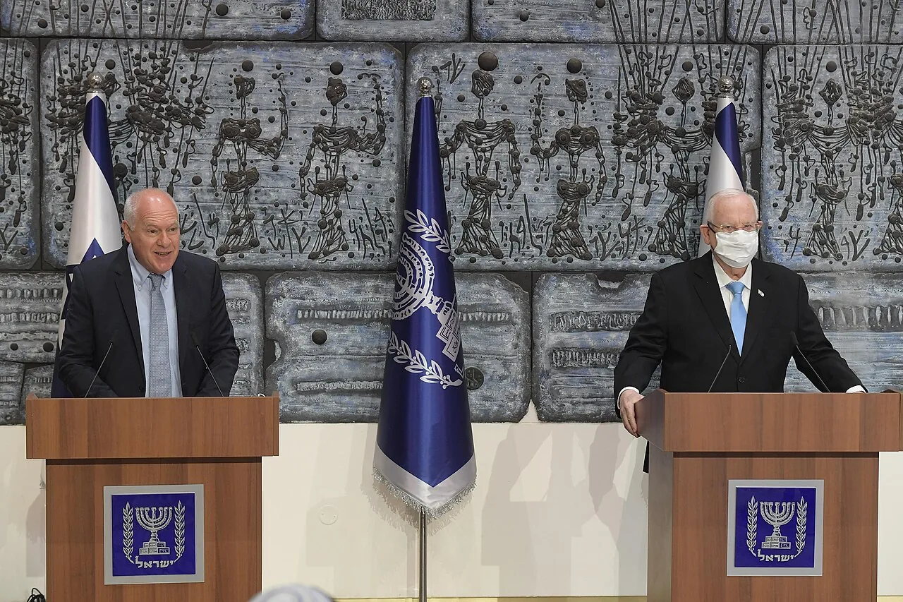 Israel: formação de coalizão fica incerta após contagem final dos votos