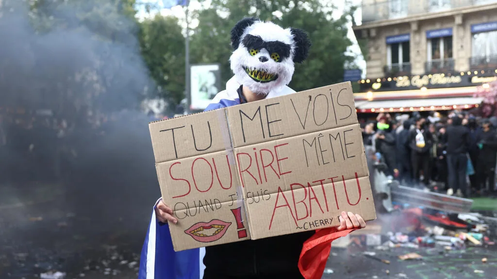 Interior minister warns of high risk of public disorder ahead of Halloween protests