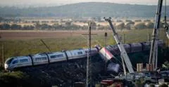 Colisão de trem em Toledo ameaça reeleição de Sánchez