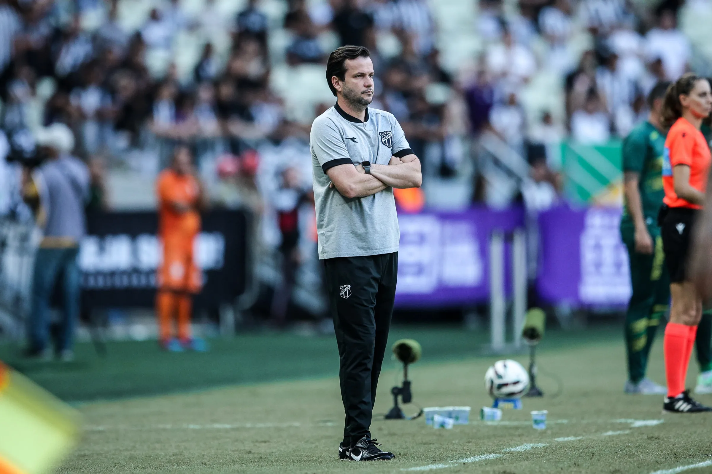 Daniel Paulista faz autocrítica após derrota para o Goiás