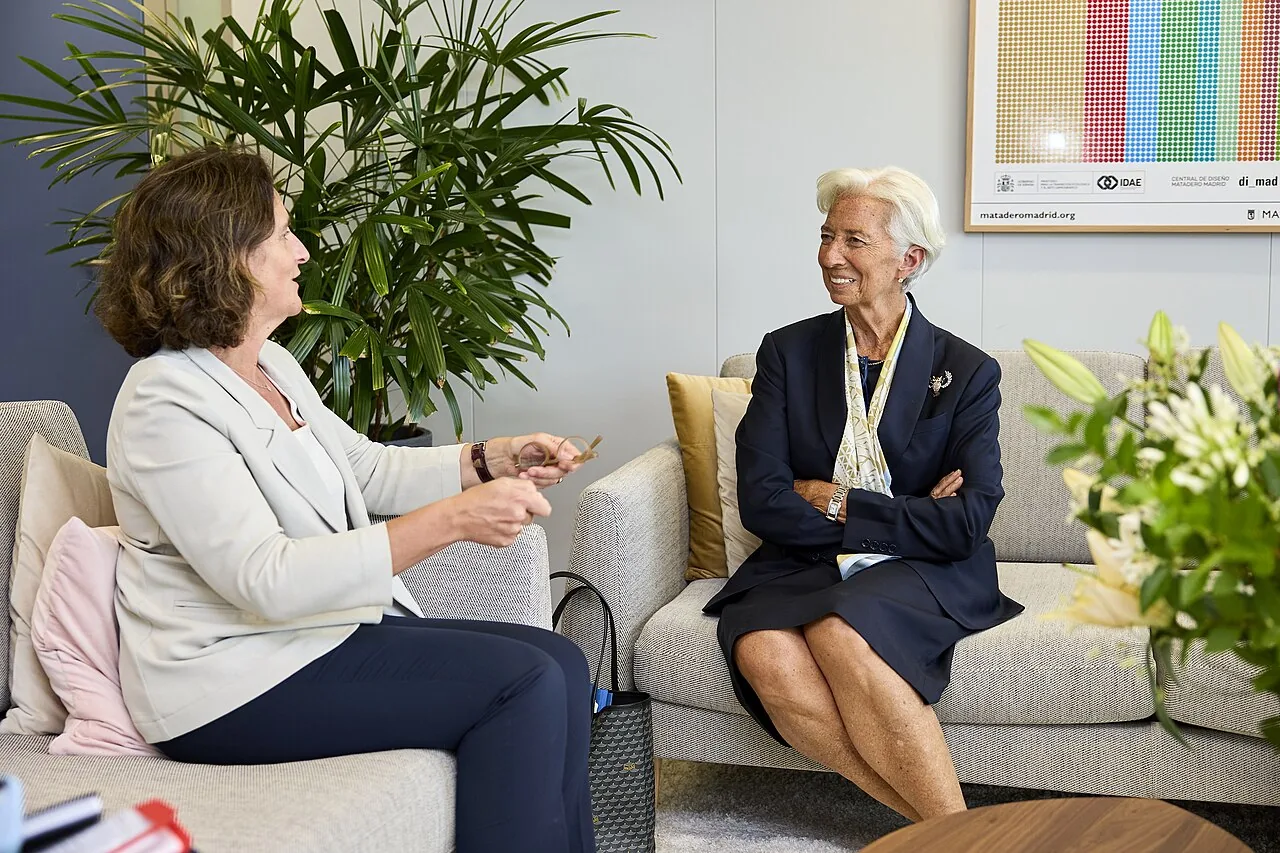 Christine Lagarde anuncia renúncia antecipada ao cargo