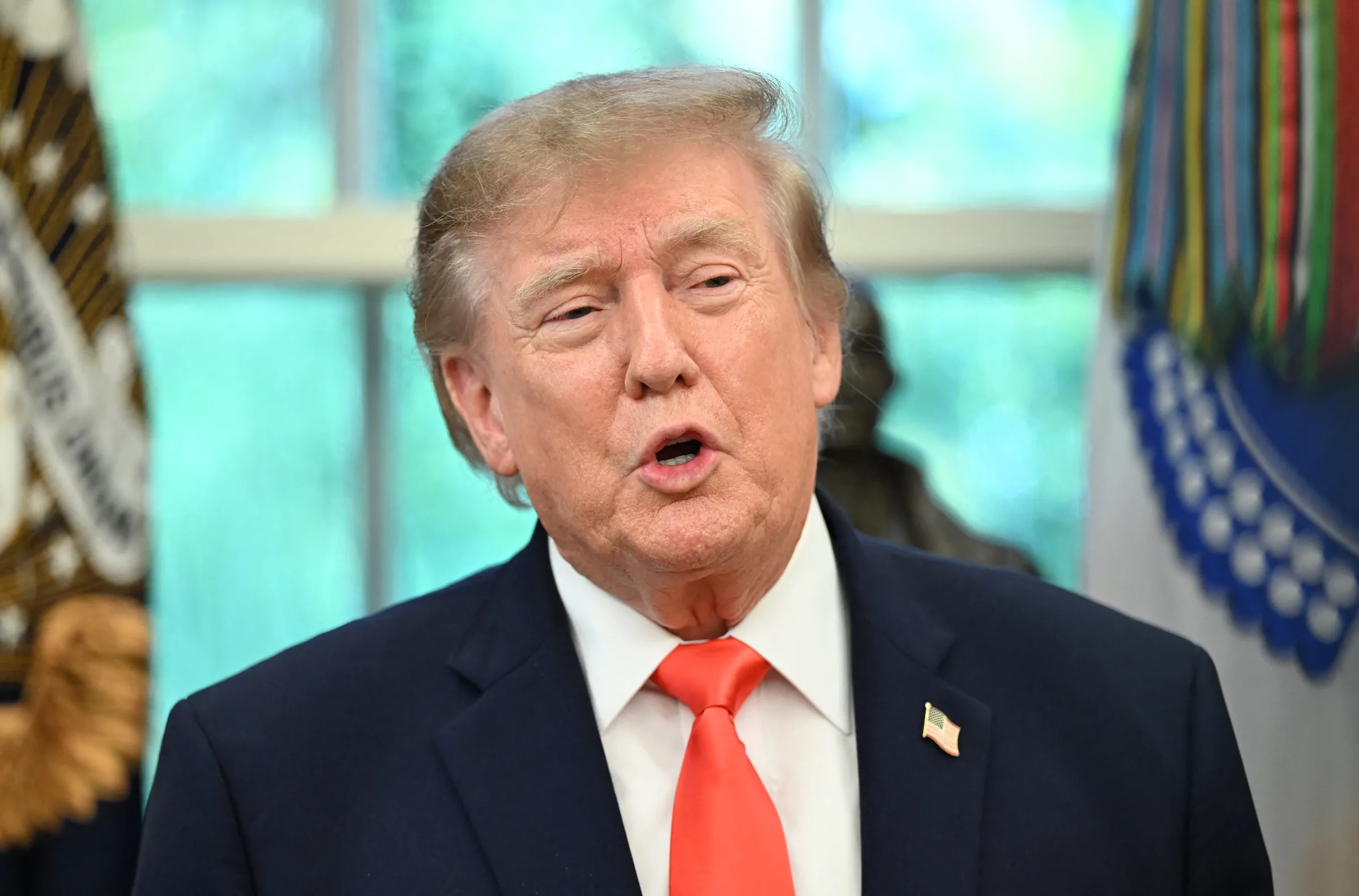 Trump afirma que EUA investigam possível envolvimento de hackers norte-coreanos em ataque à Binance