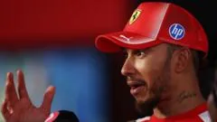 Hamilton surpreendido após falha no software tornar corrida de F1 em 'Lego'