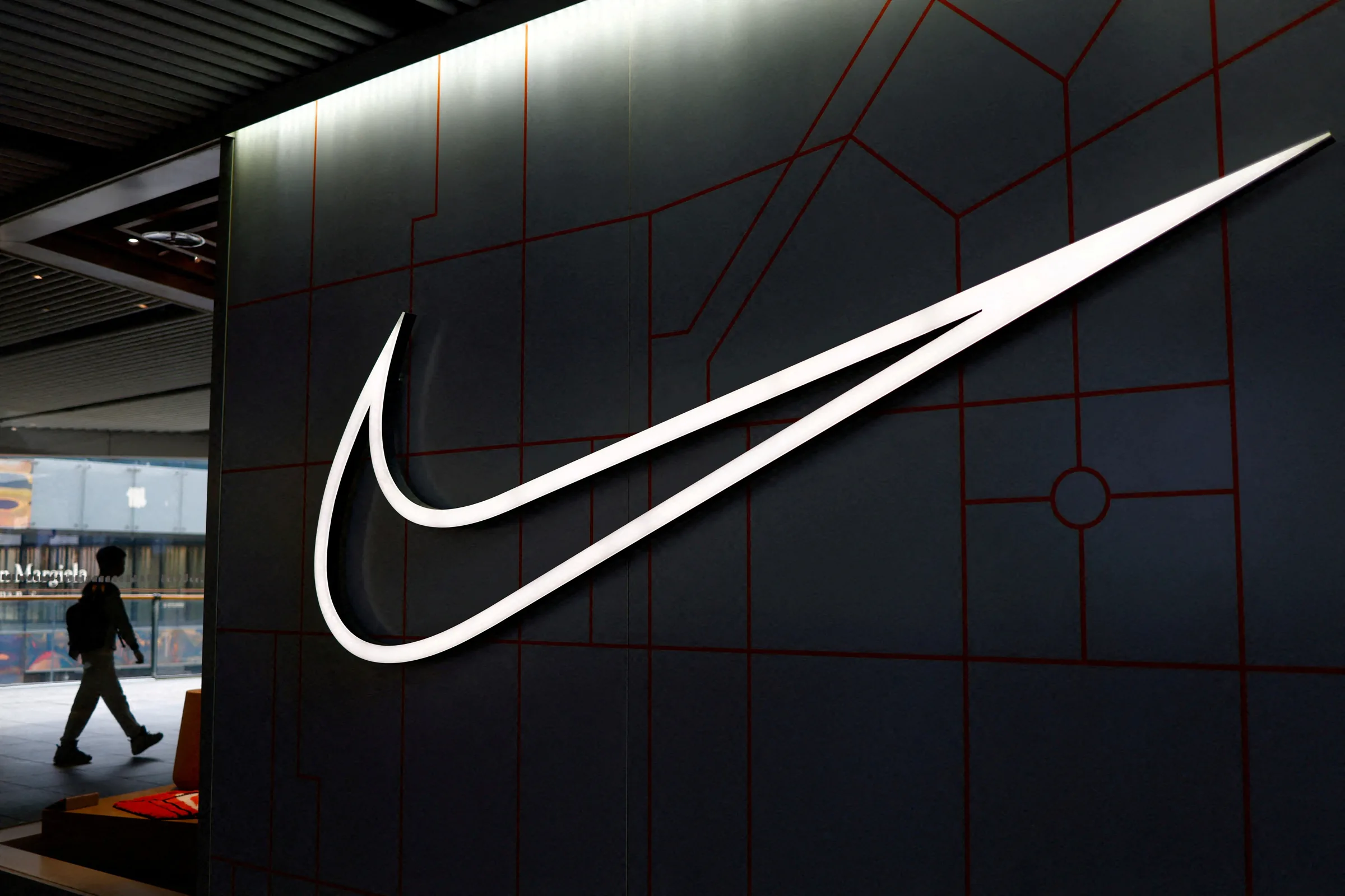 O que deu errado para a Nike? Como gigante mundial de artigos esportivos perdeu 'brilho'