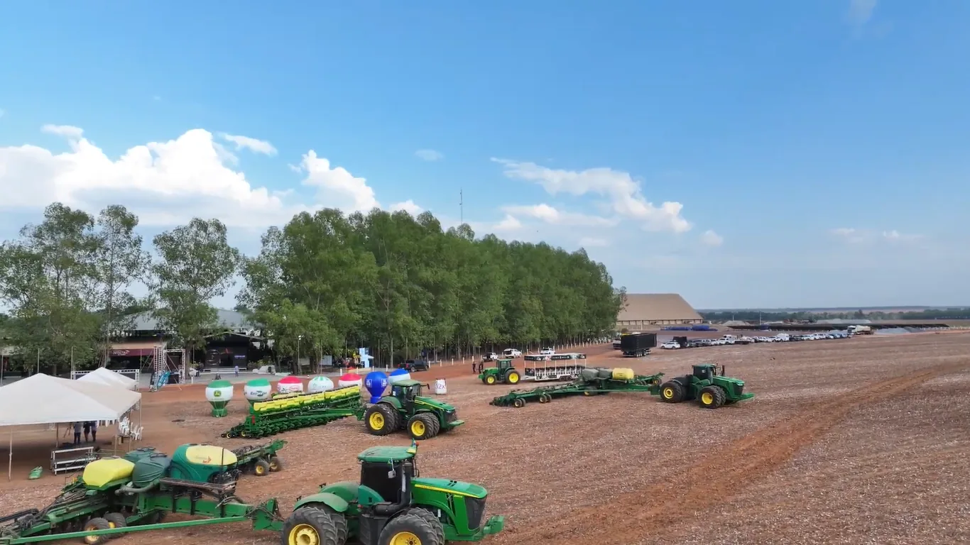 John Deere apresenta tecnologia integrada no plantio e aplicação