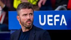 Carrick defende Manchester United após conflito com Martinez
