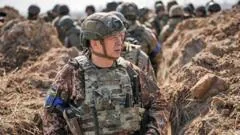 Ex-comandante de Kiev afirma que ofensiva russa foi interrompida