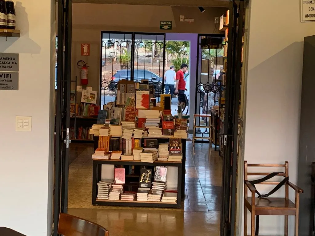 Livraria Palavrear: um paraíso literário em Goiânia