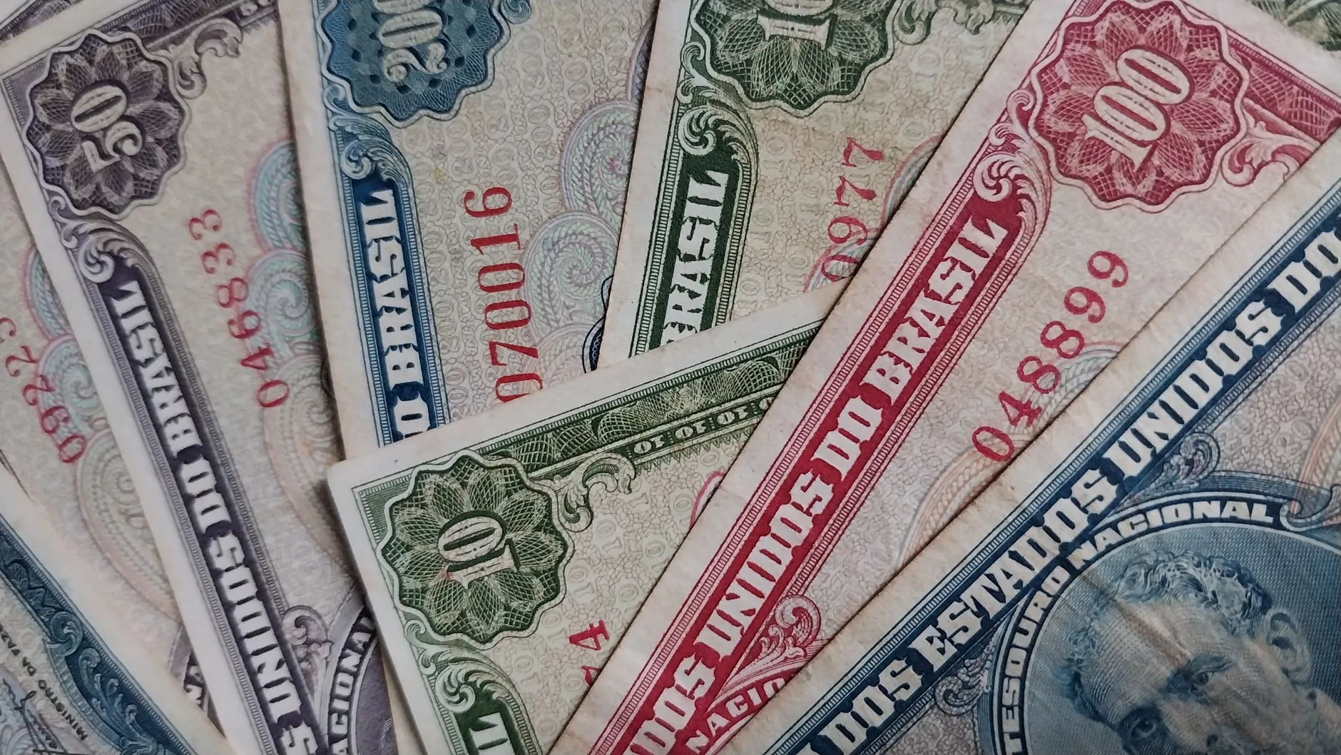 Entenda: Tomaz e os desafios do desenvolvimento econômico no Brasil